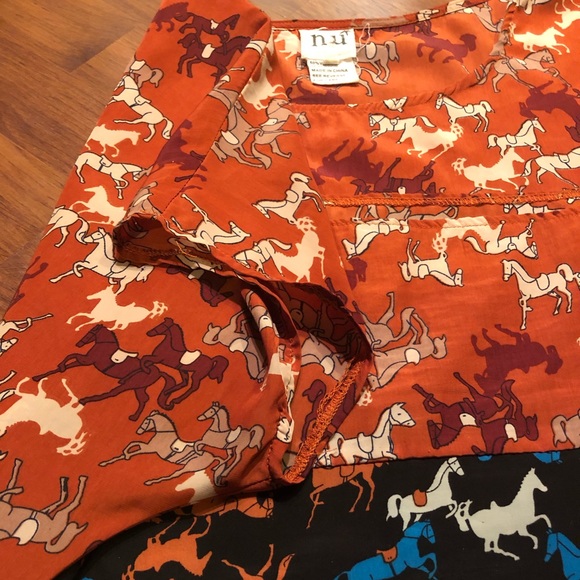 NU Mid Length Horse Dress. S/M. Light material. - Picture 7 of 8